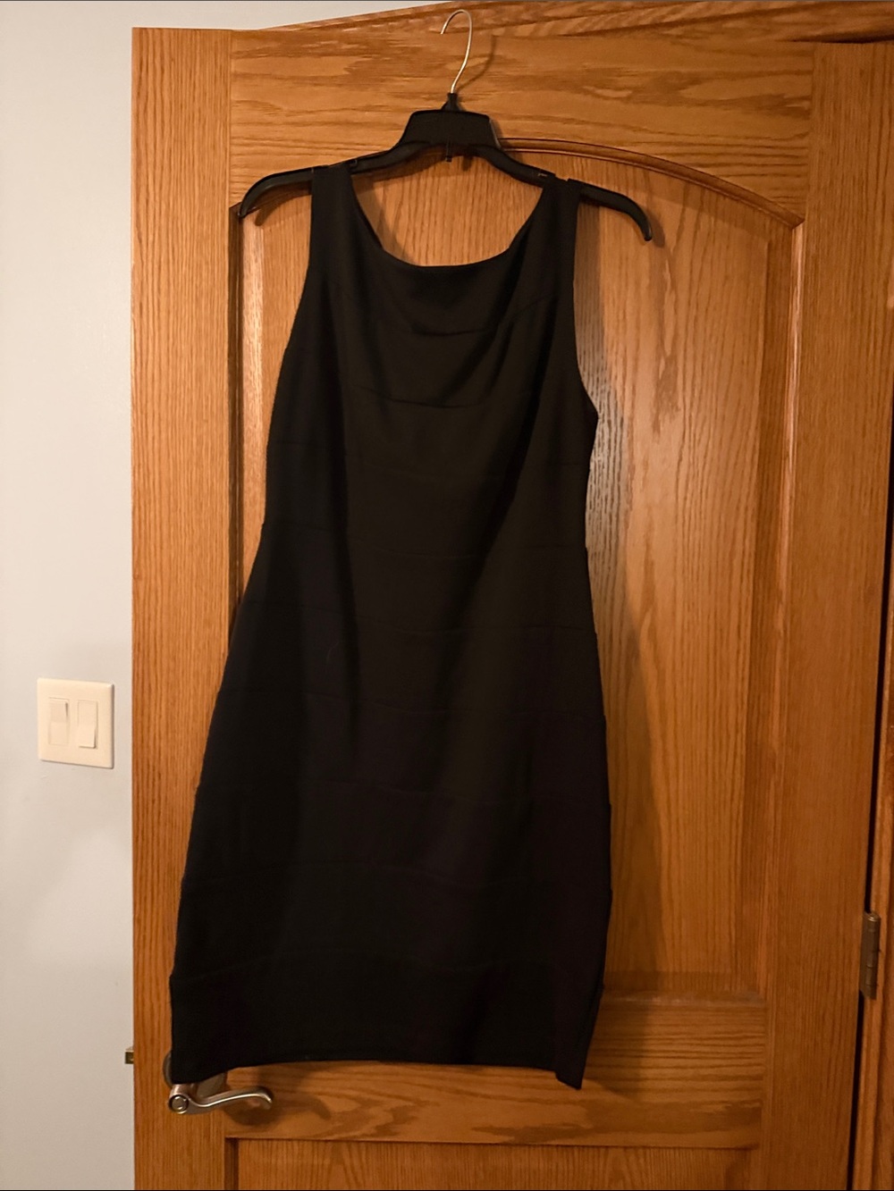 Bisou Bisou Black Sleeveless Sheath Dress